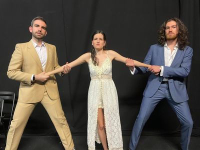 Inés en escenario de Bodas de Sangre